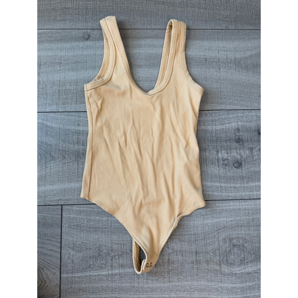 Abercrombie & Fitch‎ Soft A&F Ribbed Beige Bodysuit Size Small